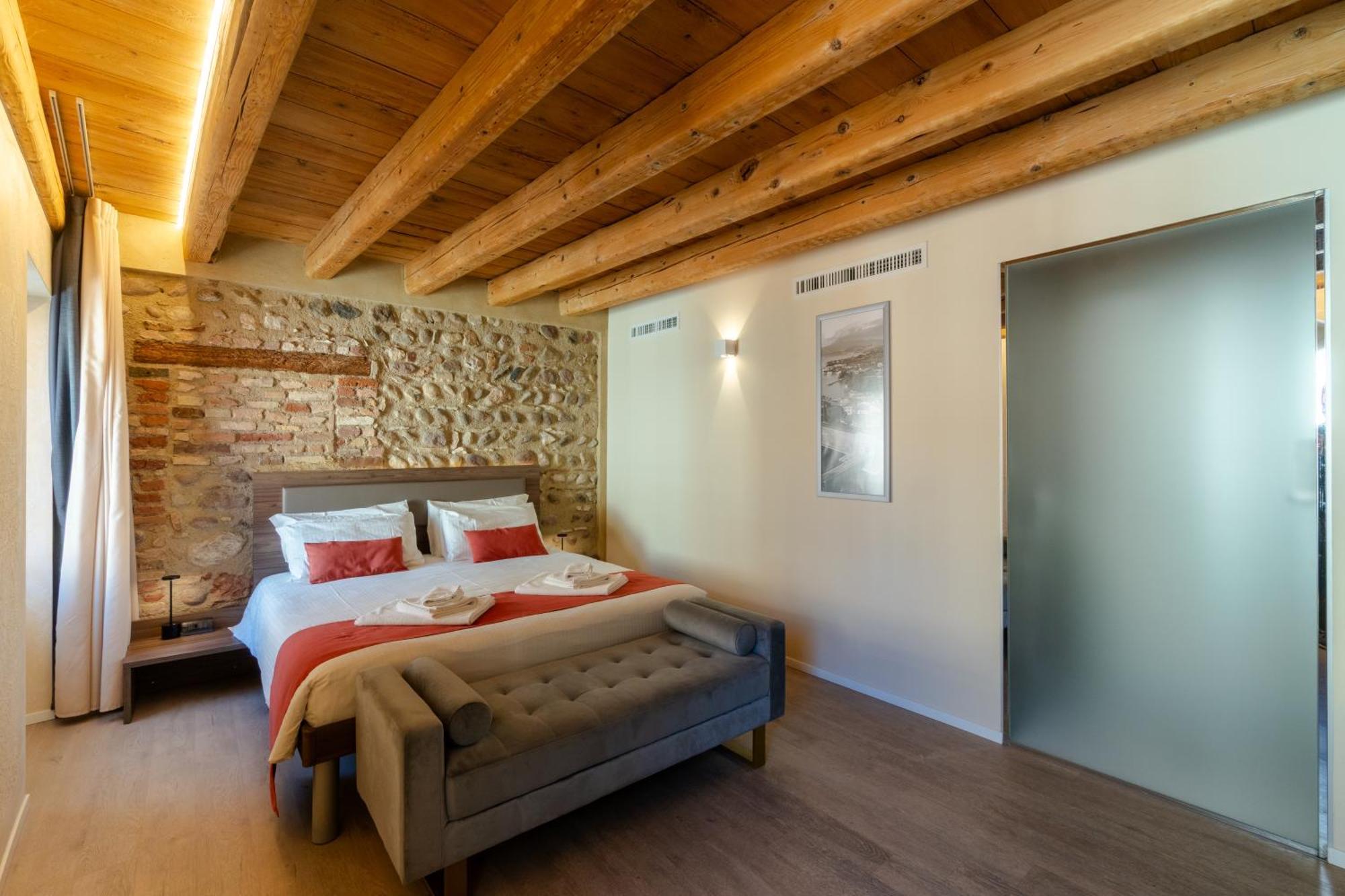 La Casa In Paese Hotel Peschiera del Garda Luaran gambar